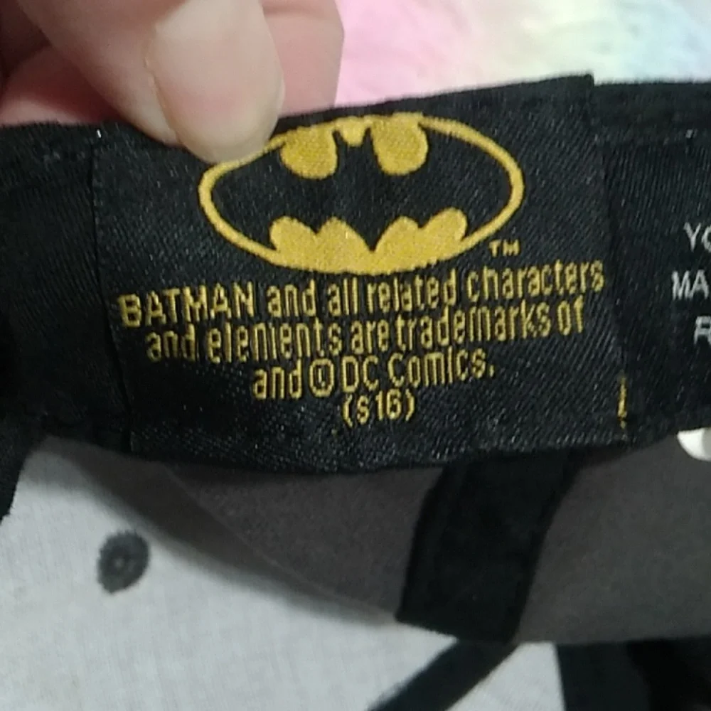 SALE! Batman DC Comics Graphics Youth Snap Back Hat Gently Worn